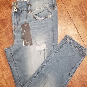 Torrid Jegging Deconstructed Size 18 with Stretch